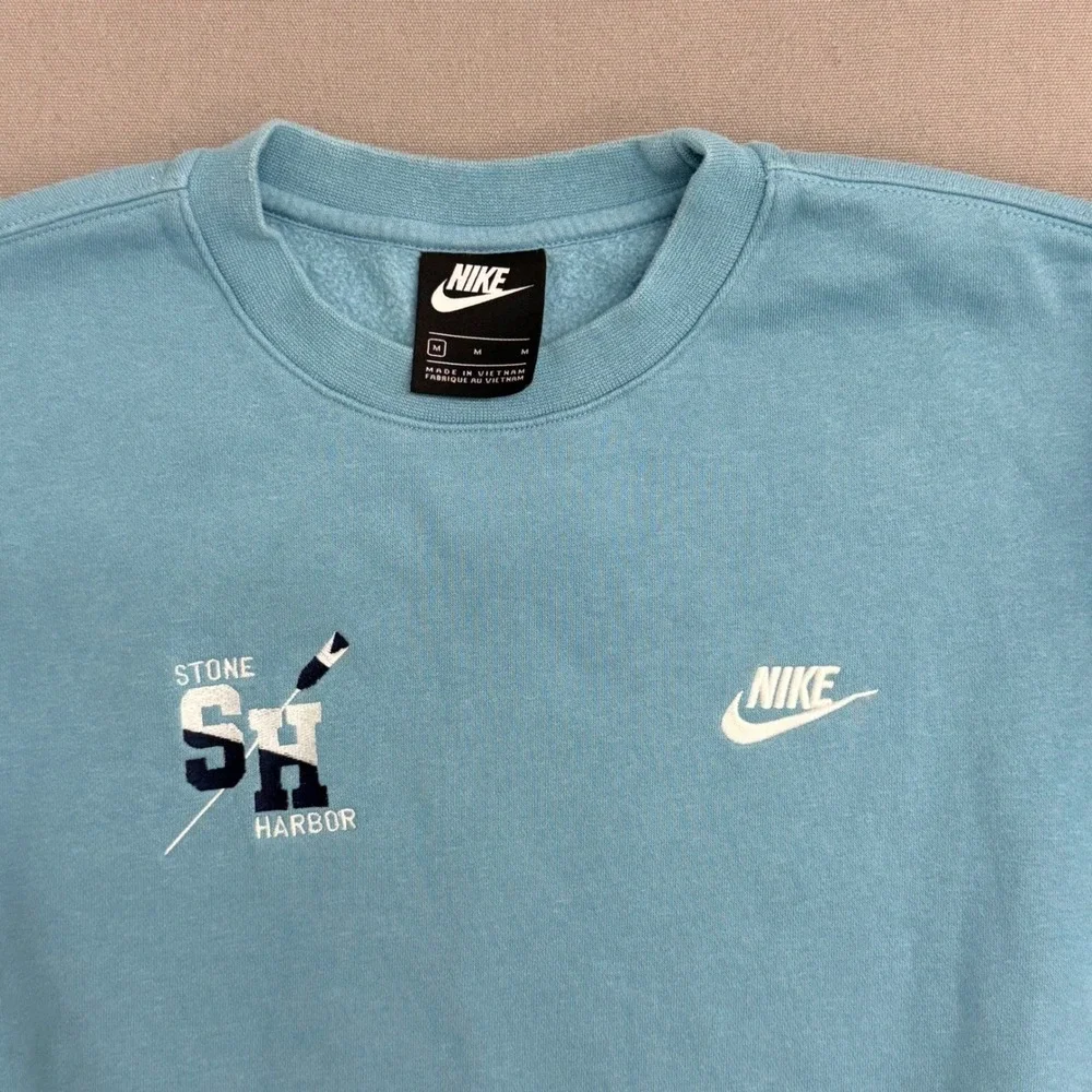 Nike Mens Stone Harbor Crewneck Sweatshirt Light Blue Fleece Pullover Medium